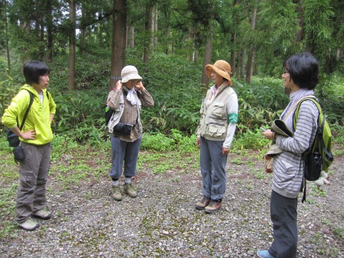 登山口でレクチャー