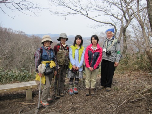 高山山頂で記念撮影